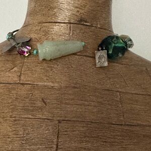 Elegant Green and Silver Women's Necklace